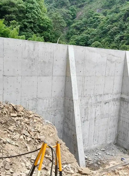 芜湖南陵县重力式挡土墙